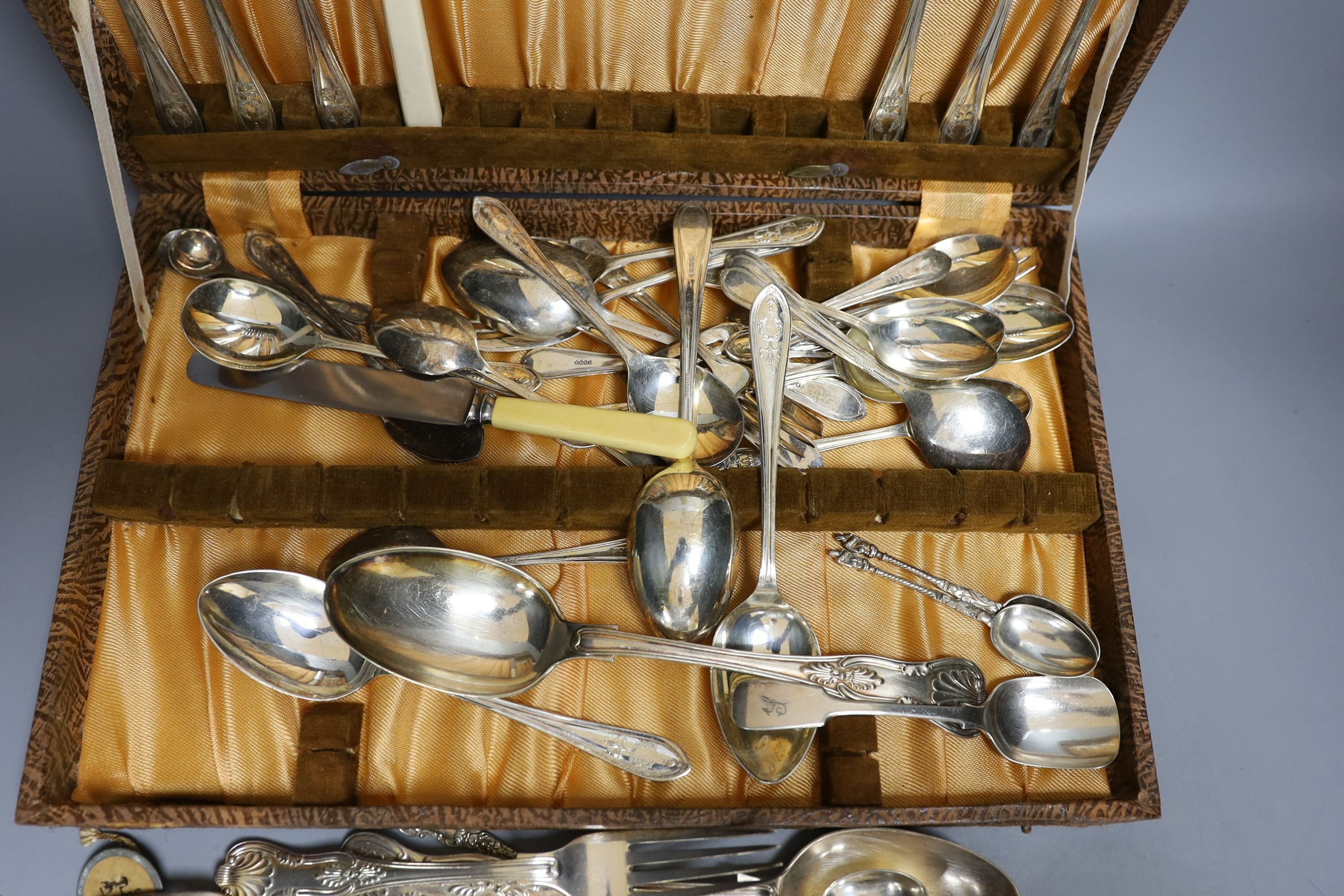 A quantity of silver plated flatware